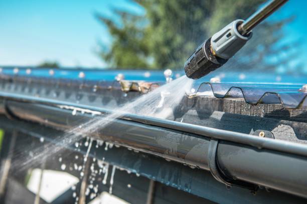 Best Roof Pressure Washing  in Ames, IA