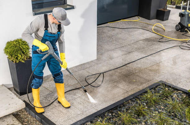 Best Commercial Pressure Washing  in Ames, IA