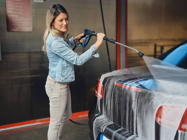 Garage Pressure Washing in Ames, IA